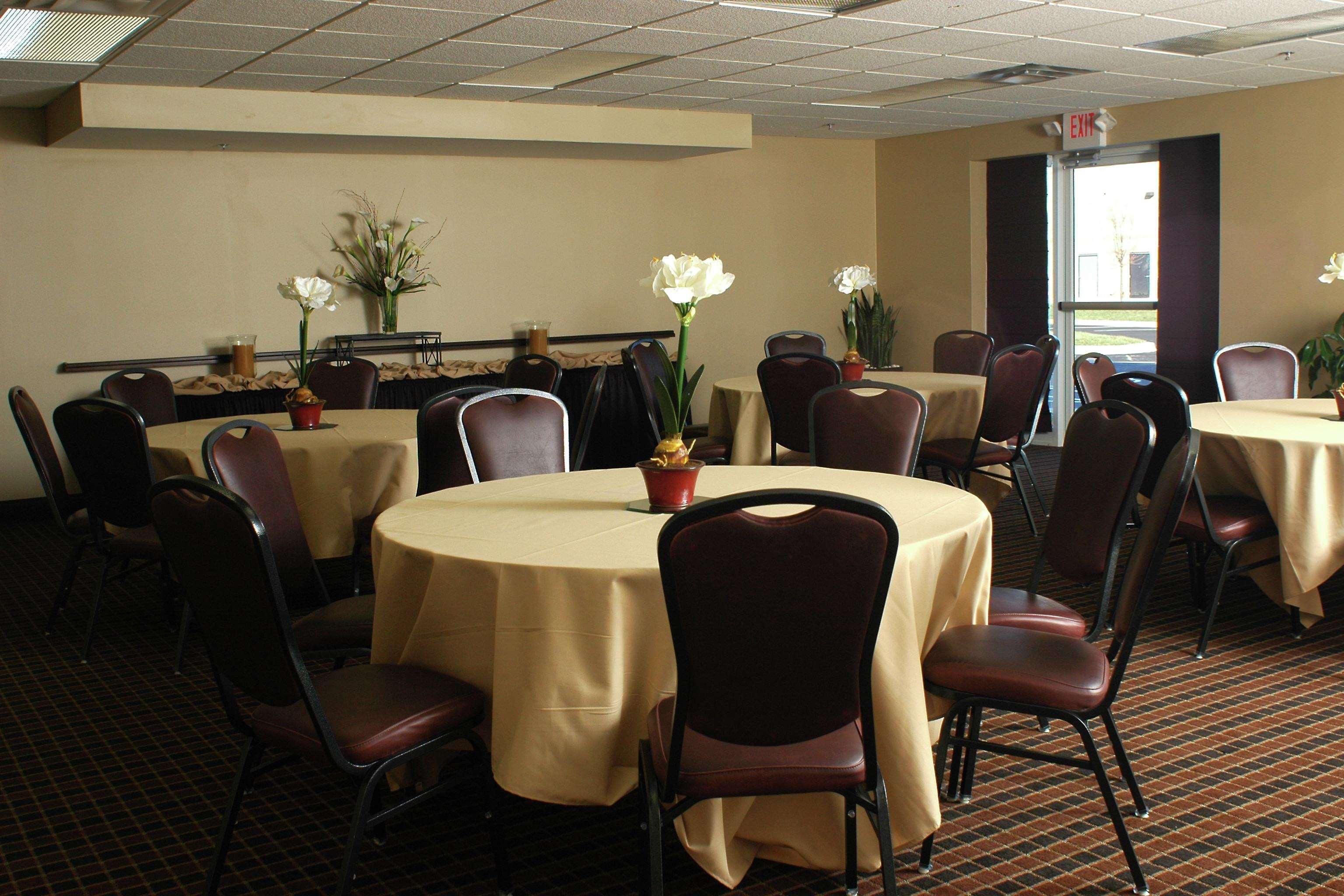 Homewood Suites By Hilton Louisville-East Extérieur photo