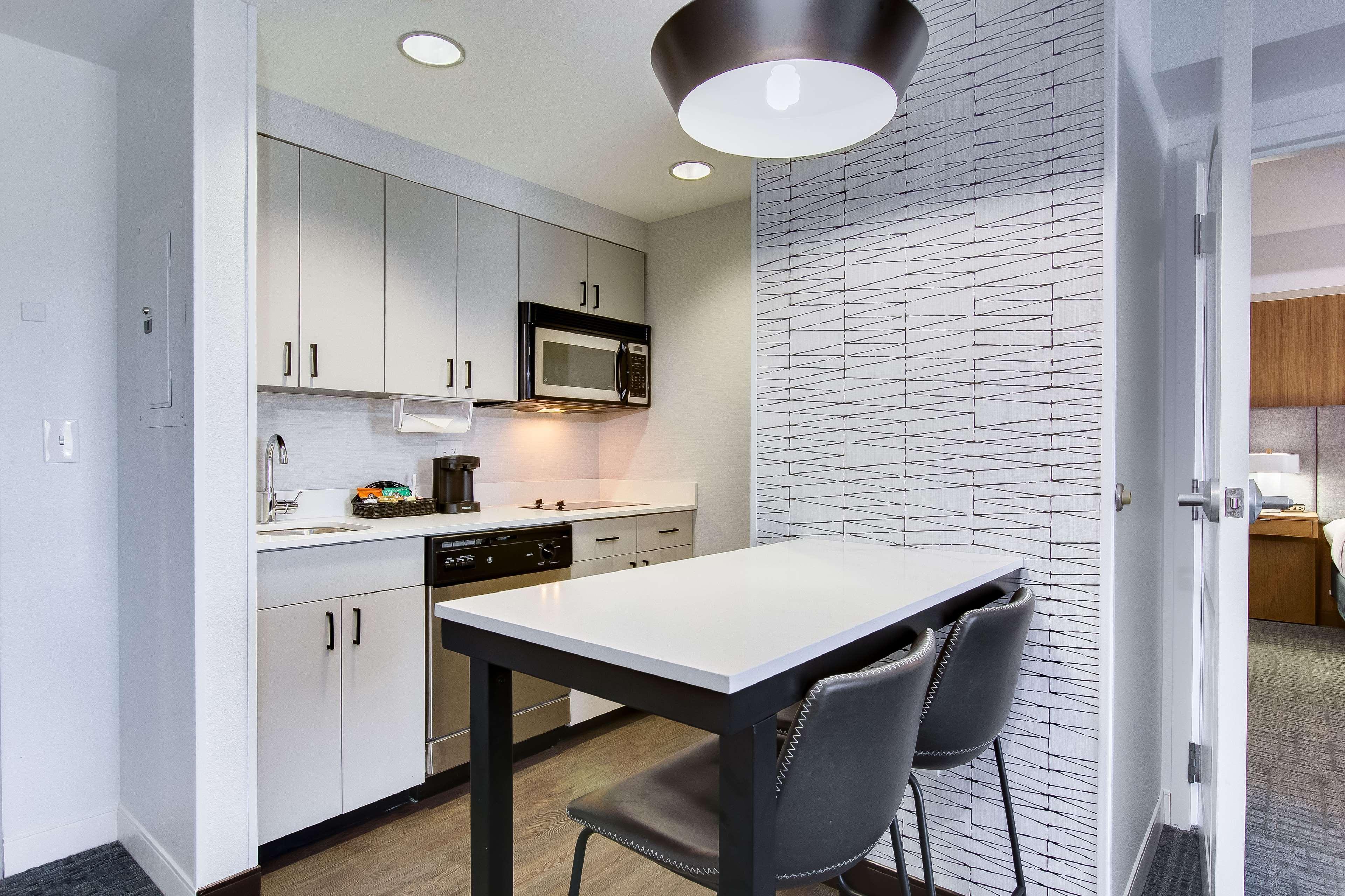 Homewood Suites By Hilton Louisville-East Extérieur photo