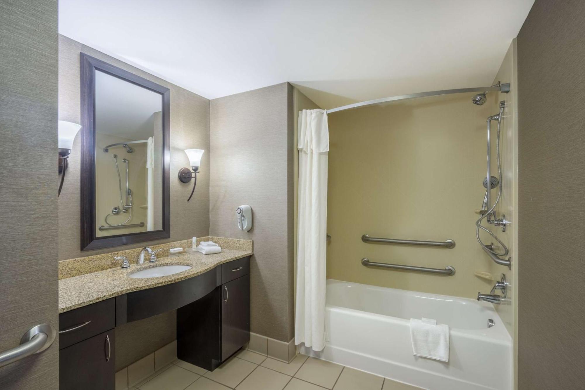 Homewood Suites By Hilton Louisville-East Extérieur photo