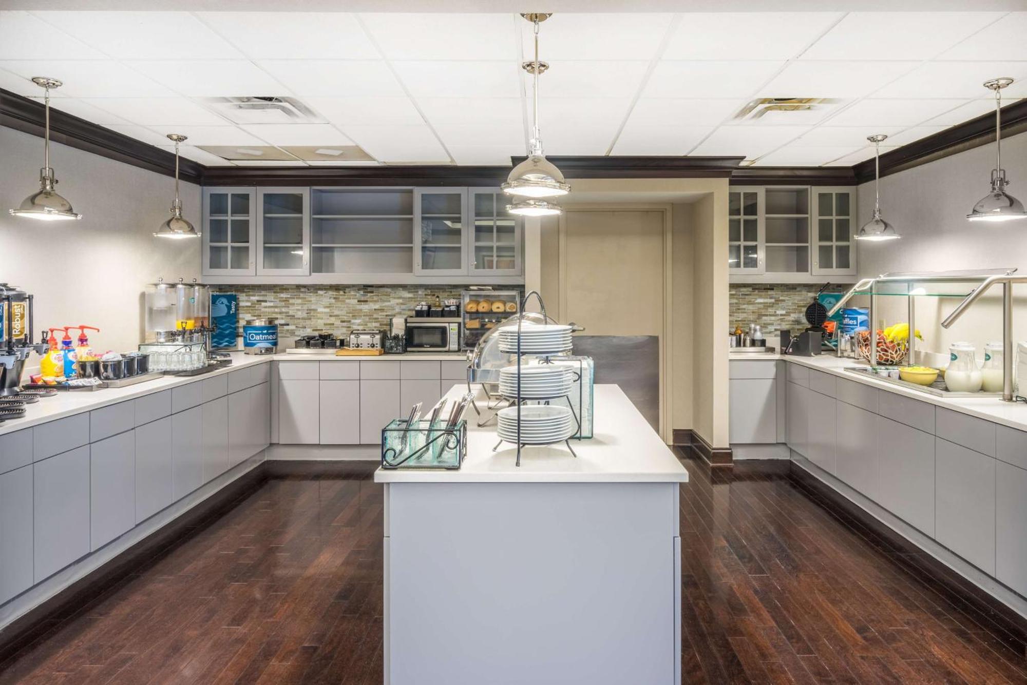 Homewood Suites By Hilton Louisville-East Extérieur photo